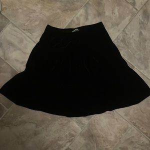 Preteens Xsmall, Black velvet double seamed short skirt. Perfectly dressed